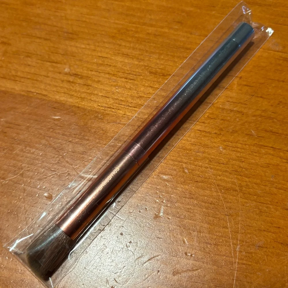 Sephora Magnetic Concealer Brush